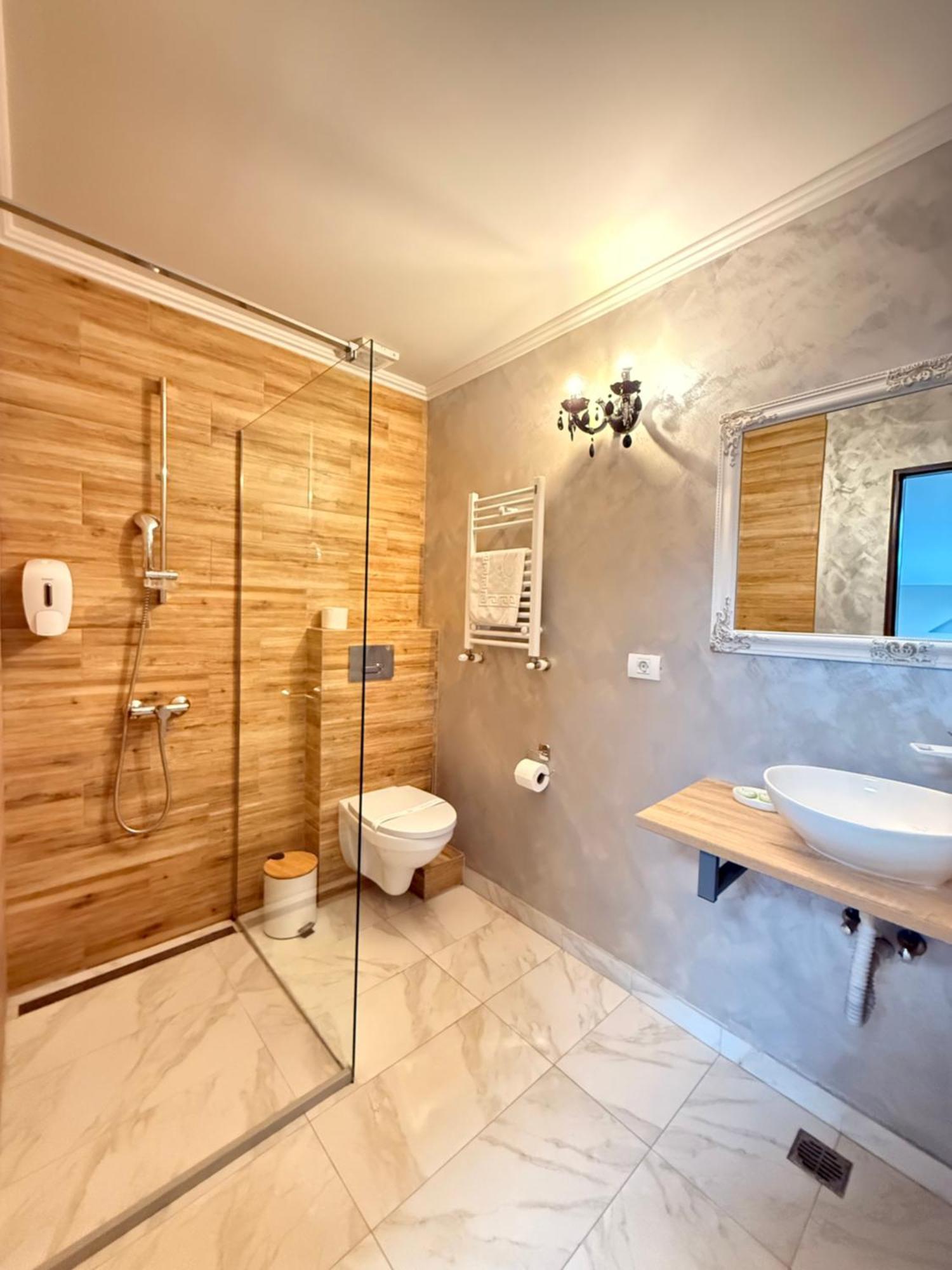 Vila Central Constanta Bagian luar foto